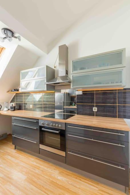 Modern Colonial Style, Central, Rooftop, Bbq Відень Екстер'єр фото
